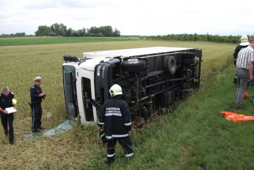 Verkehrsunfall mit LKW, L206 Tadten - St. Andrä