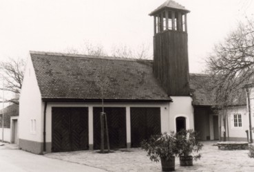 Das 1953 eingeweihte Feuerwehrhaus